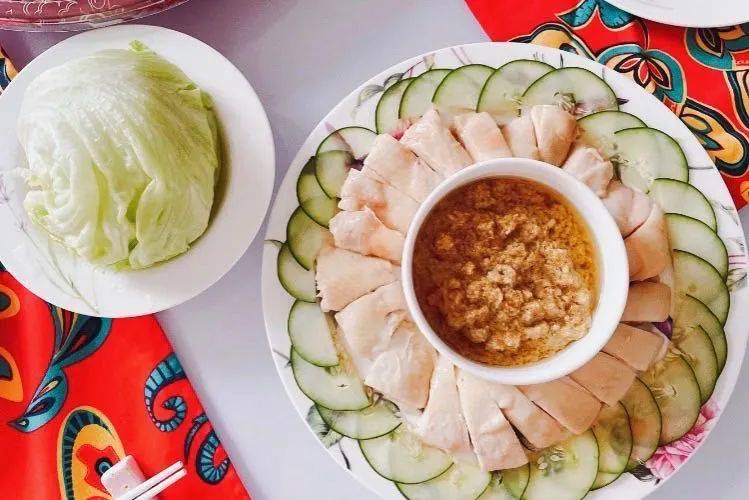 捞鱼生都要戴口罩了?外带回家不香吗