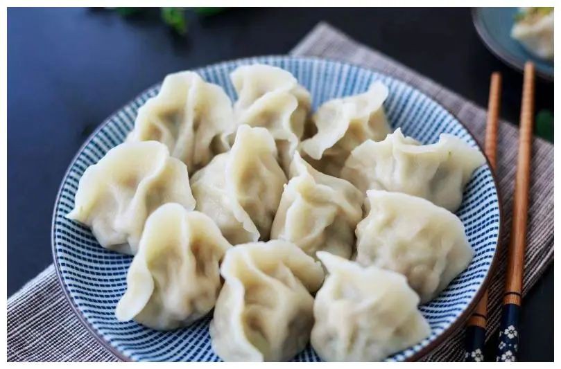 激情飞跃三周年,真情回馈八方客!水饺买一送一