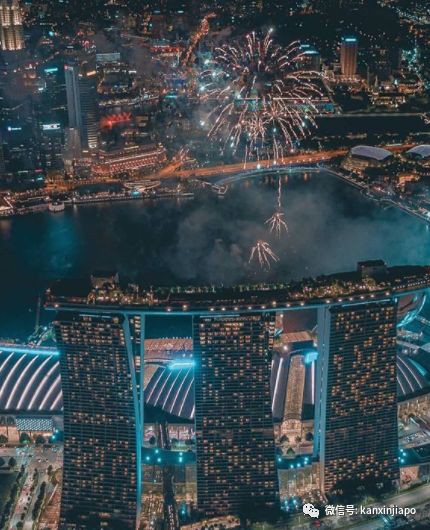超酷炫！2020跨年烟火，无人机方阵，灯光秀照亮新加坡