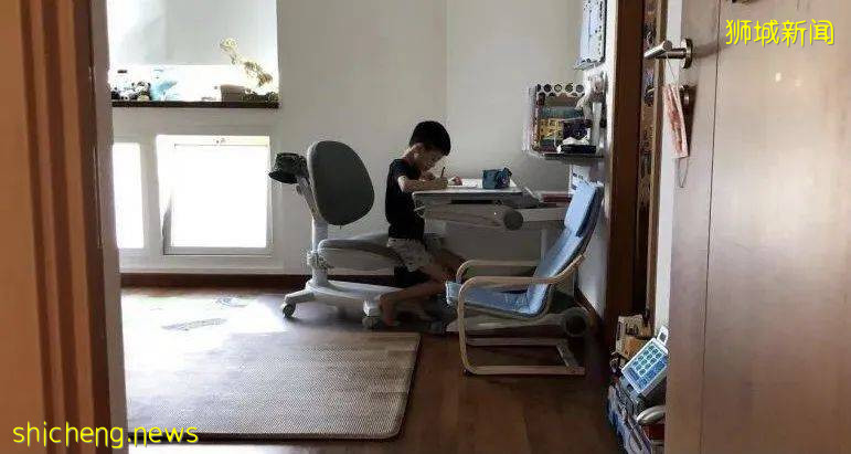 新加坡“神兽”们居家学习第一天!家长们晕了懵了乱了炸了