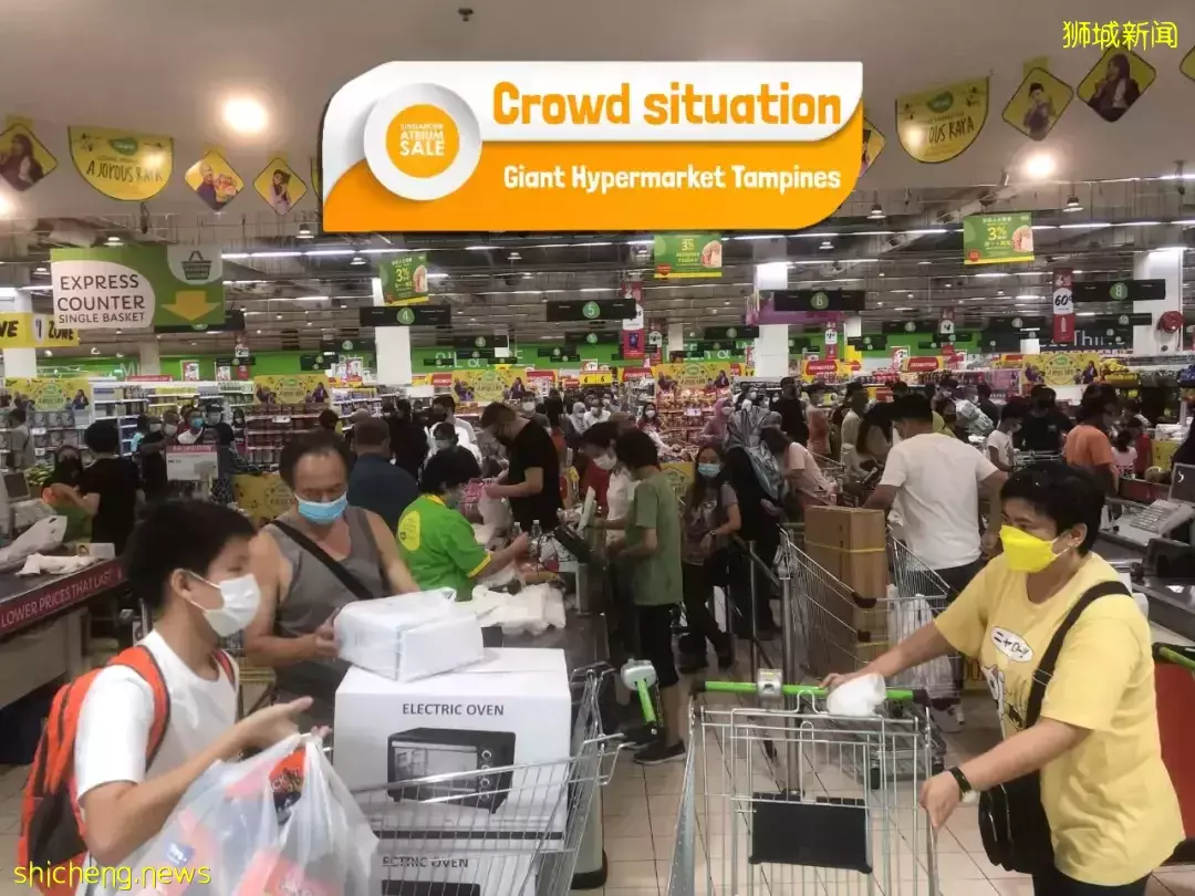 新加坡回到疫情前: KTV、商場、景點爆滿！周末28萬人湧去新山