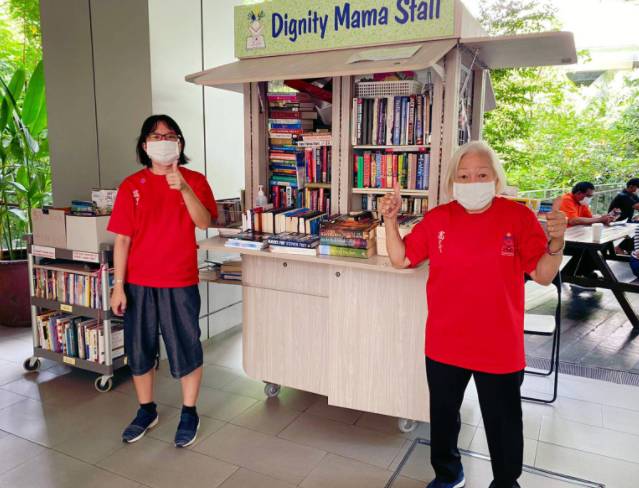 新加坡這個美食廣場太有愛,雇用和培訓殘疾或生活困難的員工