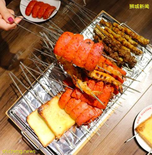 食在獅城 夜深人靜輾轉反側？坡島這些“爆贊”夜宵你一定不容錯過