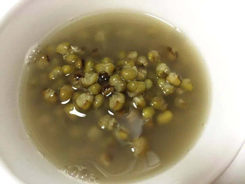 恐怖!加冷河畔驚現人型骸骨,30年前凶案令人頭皮發麻