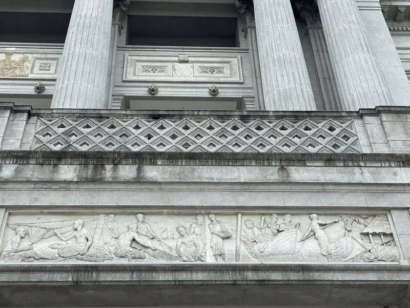 張愛玲母親曾在新加坡坐過牢，還有位藝術家外國情人，其作品仍能在新加坡國家美術館找到