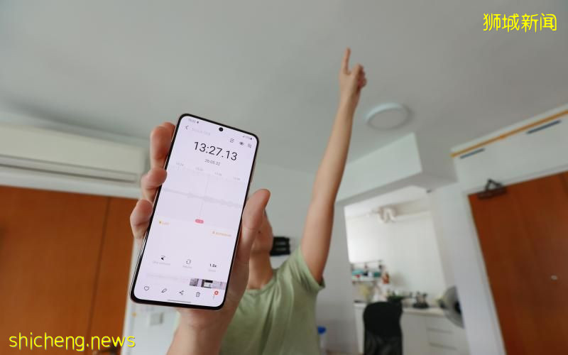 半夜频传敲打声 楼下报警 楼上否认