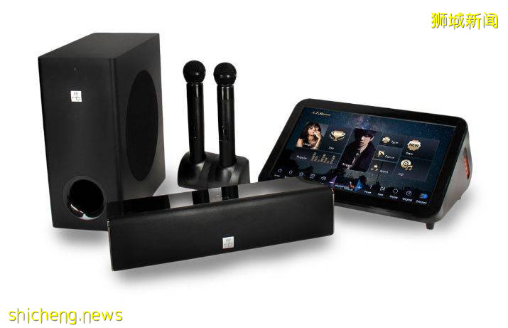 現在在家就是要唱歌,疫情期間也可以在家嗨