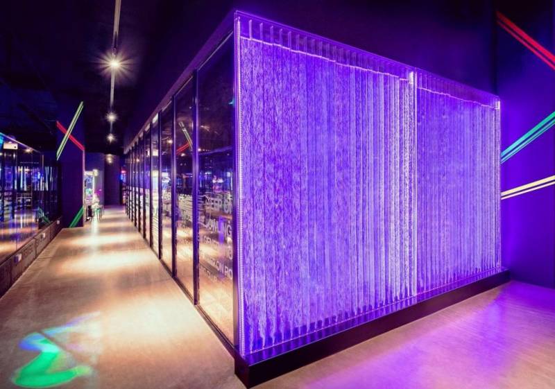 K Bowling Club 新加坡夜光保齡球館🎳 綜合娛樂潮酷場地，遊戲機、K歌房、飛镖盤