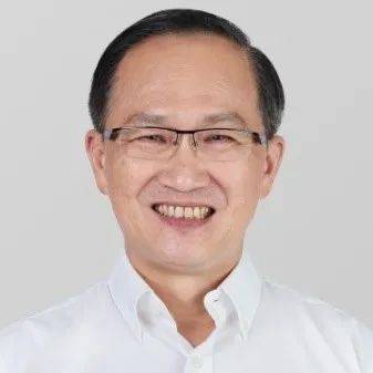 新加坡新一屆國會，半數議員竟然都畢業于新加坡國立大學