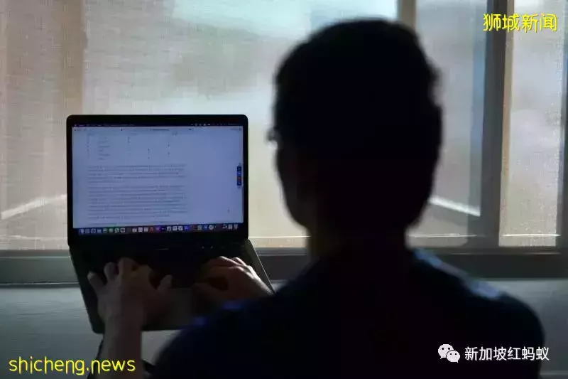 超过半数新加坡雇员疫情期间需加班 中层管理人员最惨工时最长