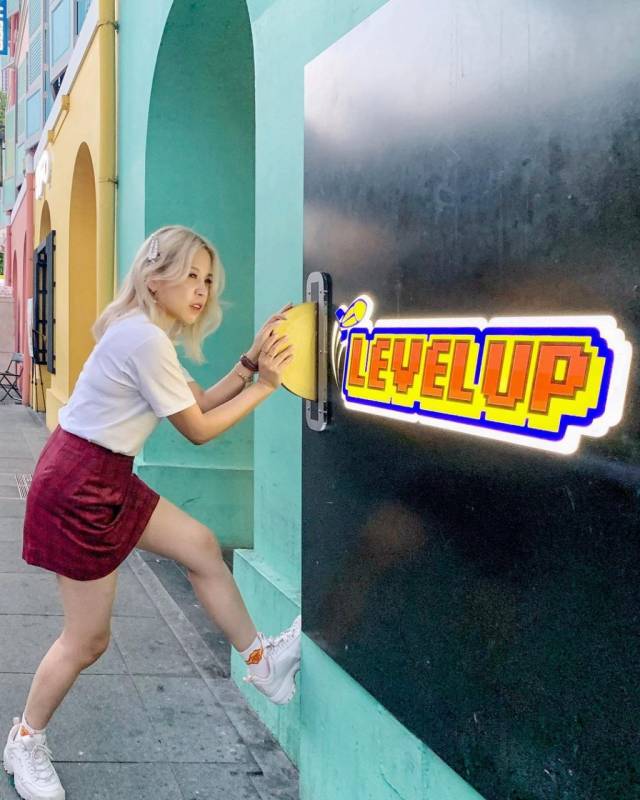 新加坡街机酒吧👾 Level Up 喝酒玩游戏🎮 老式电玩机经典重现、90后集体回忆地