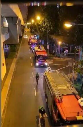 木柜神坛起火致80人疏散，新加坡农历七月“玩火”季别光顾著祭奠“好兄弟”