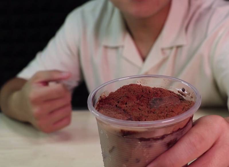 實拍測評!喝過新加坡這12種奇葩飲料,才算沒有白來