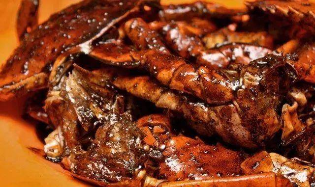 每年300多万人从中国涌入新加坡,就是为了这些