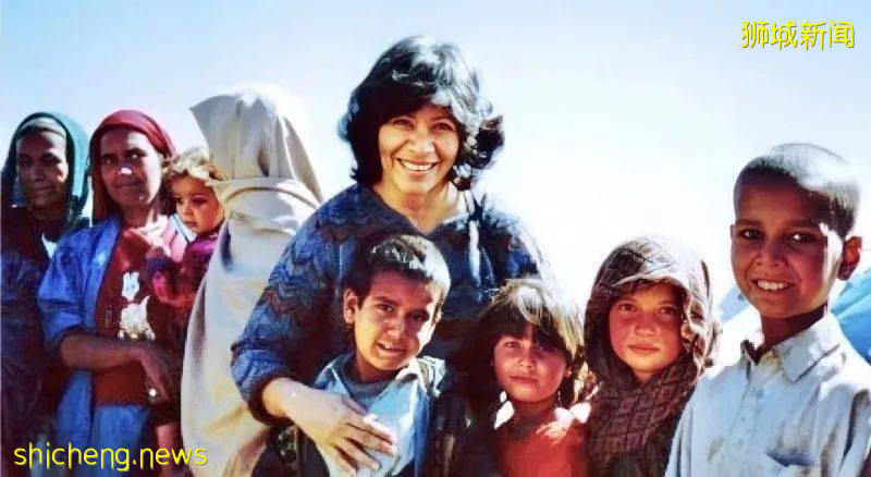 从新加坡到联合国：Dr. Noeleen Heyzer 赋予妇女权力和提升空间