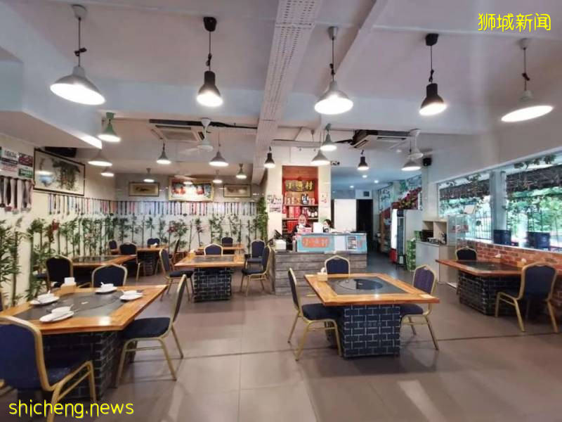 藏在新加披的农家柴火鸡,闹市里难得的淳朴美味