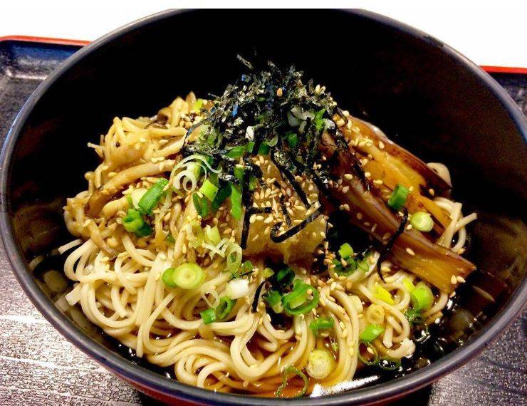 Raffles要怎麽吃才對?誰說CBD吃飯很貴