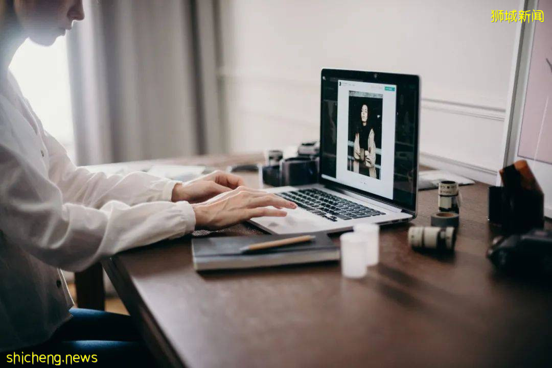 新加坡大量外籍医护人员辞职,半年人数翻倍!银行业也缺人招聘中