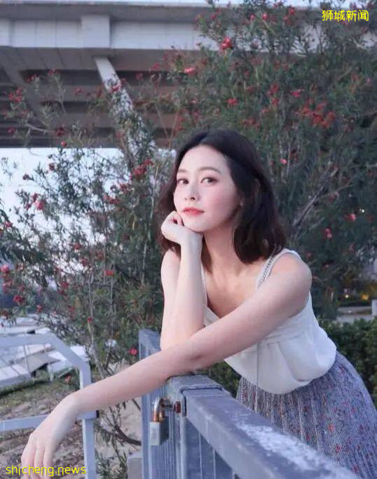 新加坡95后靓女 可盐可甜，准备进军中国市场