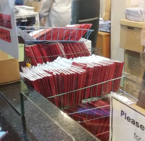 马驻新最高专员署 每天12小时 处理护照更新