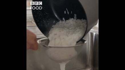 辱華風波！新馬網紅批評餃子的影片，涉及了抹黑中國的內容惹怒網友