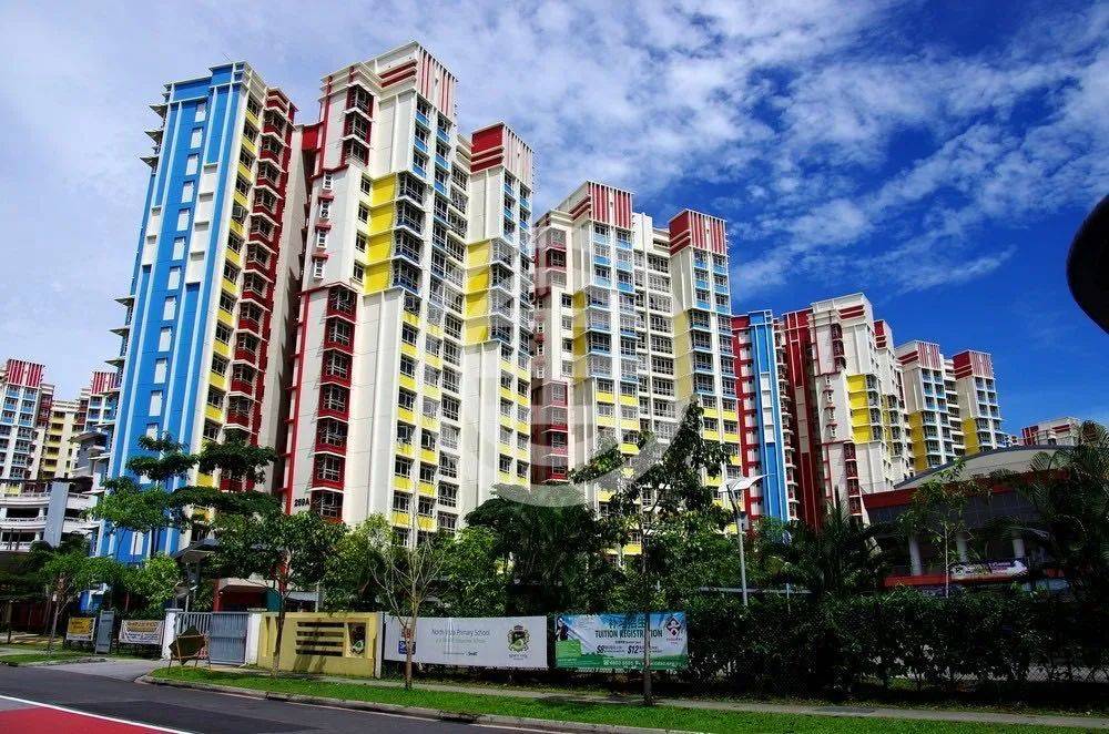 新加坡小康家庭每月賺多少錢?揭秘新加坡中産現狀