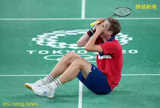 新加坡第一人!李顯龍、黃循財發文恭喜他勇奪世界冠軍