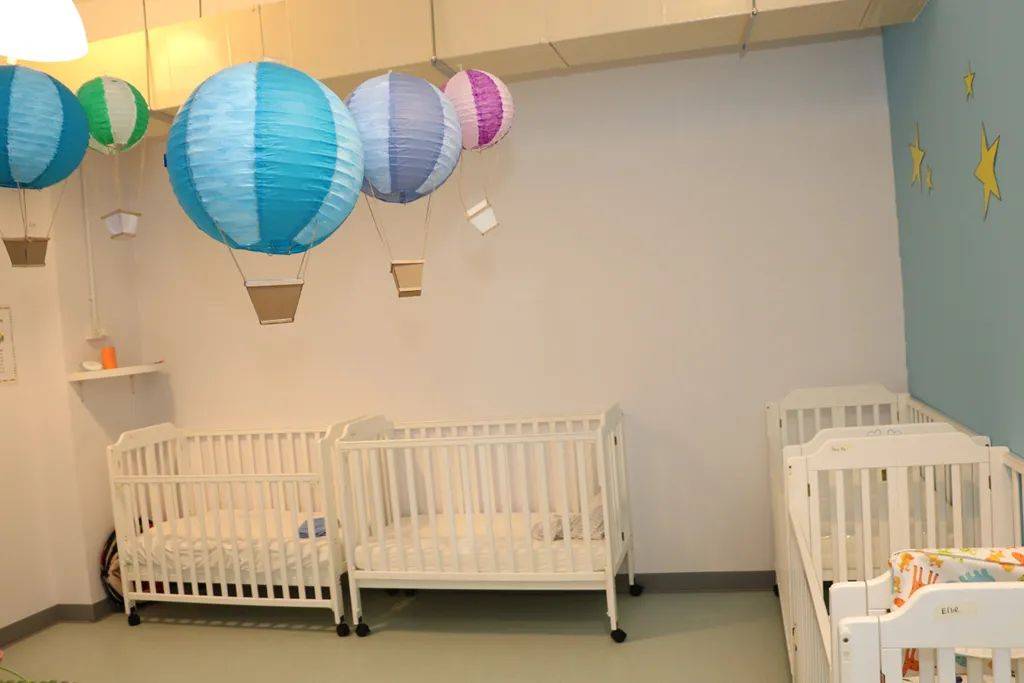 揭秘！新加坡神秘的托嬰中心，2個月新生兒也收！靠譜嗎