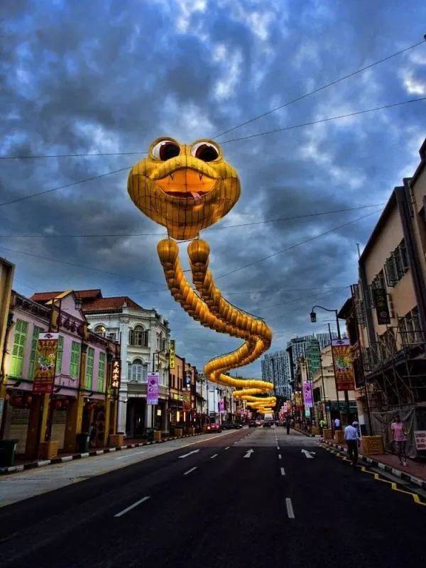 中秋明月夜,今宵歡樂多! 樂評牛車水燈飾