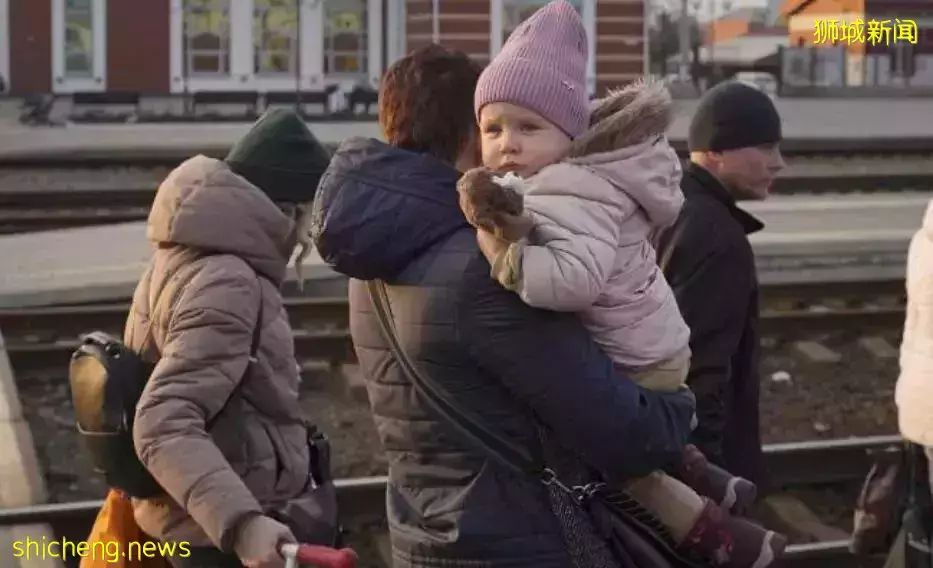 我的爱人在乌克兰，记录新加坡男人们的战火“救妻记”