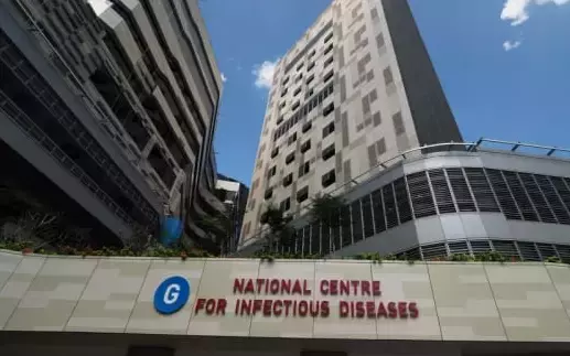 密接者已入境!新加坡会再收紧社交人数、堂食吗?世卫:封锁无法阻止奥密克戎传播