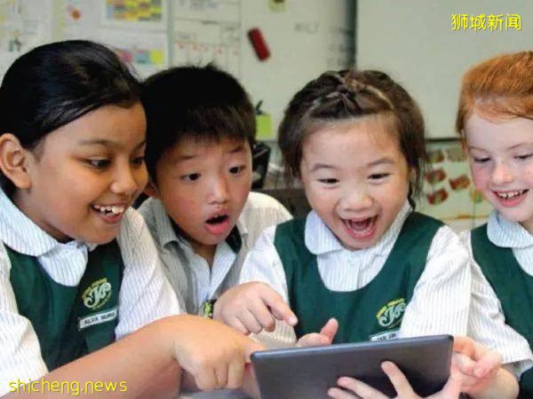 新加坡學生每天睡不夠!專家和家長建議推遲上課時間,可行嗎