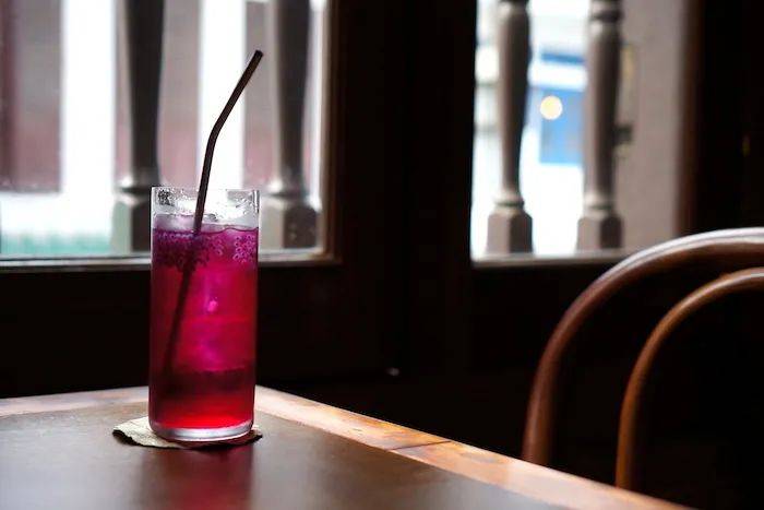 世界酒吧地图第八站:以蚂蚁鸡尾酒闻名的新加坡环保酒吧Native