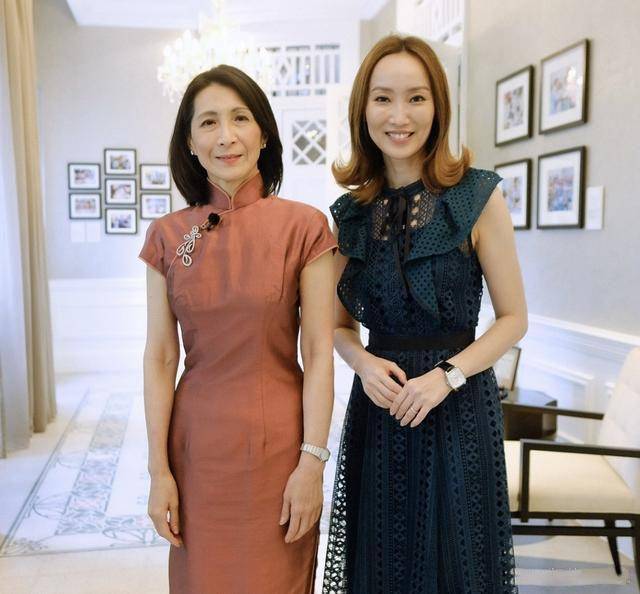 新加坡女首富,身价815亿却偏爱旗袍,优雅自信美到骨子里
