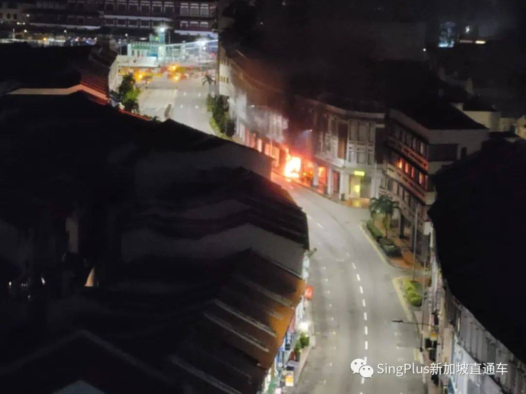 五死一傷,店鋪失火…新加坡年初二的車禍真相竟是這樣