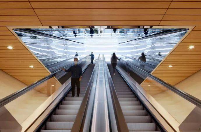 新加坡全球首個海上蘋果店奢華內部曝光,你要來打卡麽