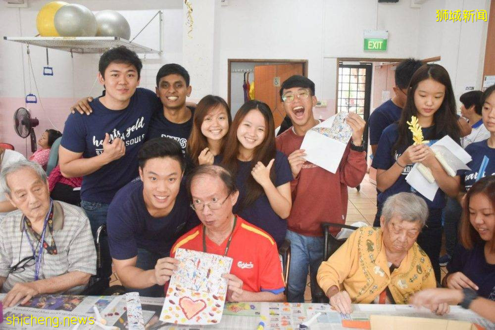 大学毕业就入职“四大”,看他是怎么读商学院的