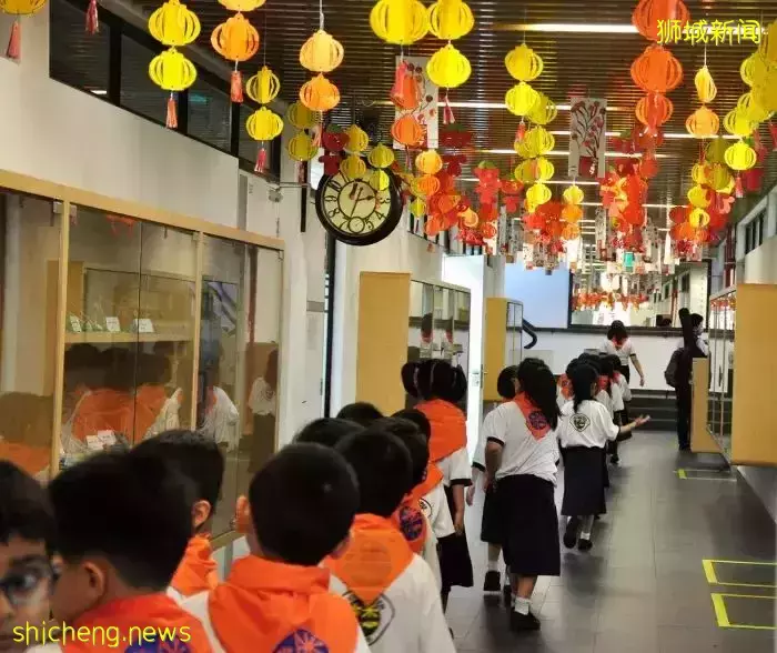 不用參加AEIS考試也能讀新加坡政府學校體系！可陪讀