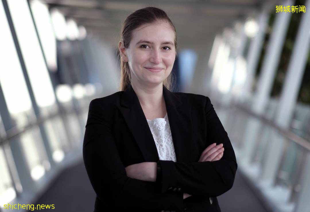 放下“四大”的咨询工作，她从俄罗斯远赴新加坡攻读MBA