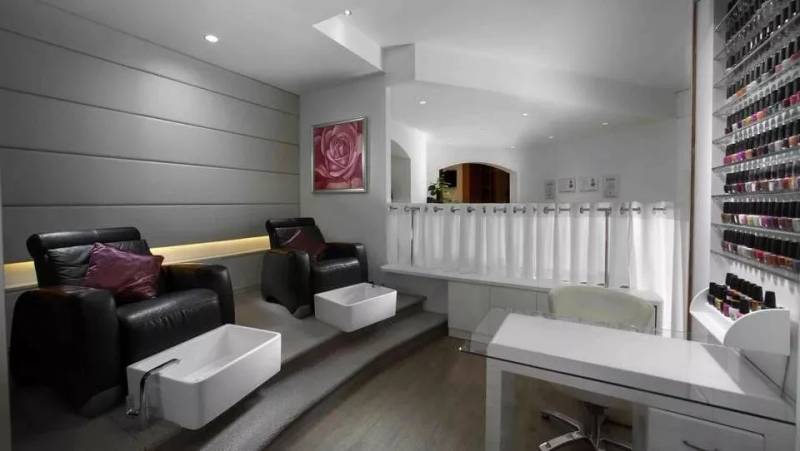 中國明星流行的這個造型，在新加坡千萬不能做！美女都“翻車”了