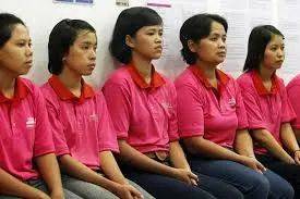 最新！在新加坡雇傭印尼女傭費用飙升至$3000！網友：想錢想瘋了