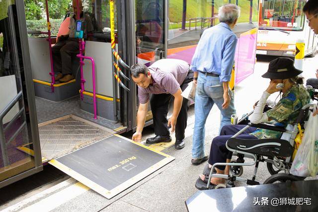 细节新加坡之搭巴士