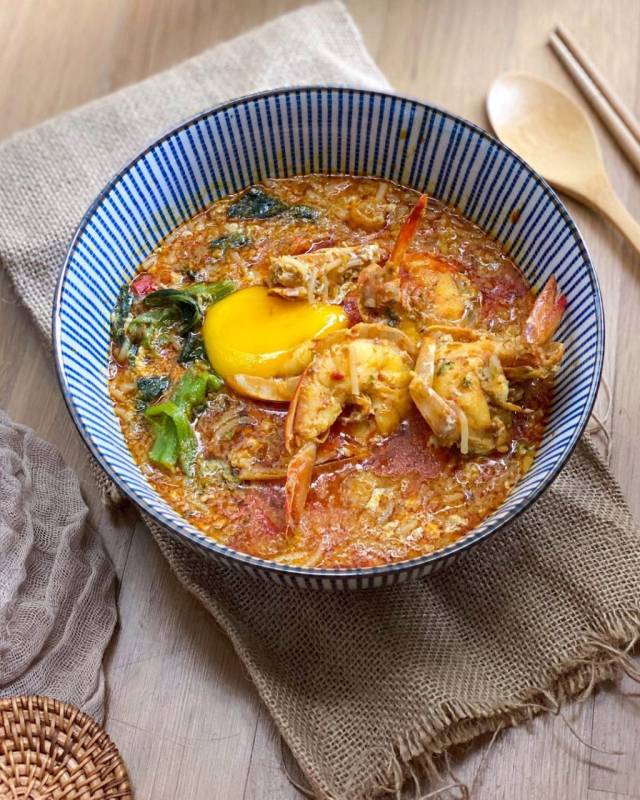 新加坡老字號煮炒👍 國成球記餐室，最接地氣的本土美食💯 镬氣十足、經典好味