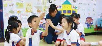 新冠肺炎再次入侵新加坡校园，全岛家长陷入恐慌