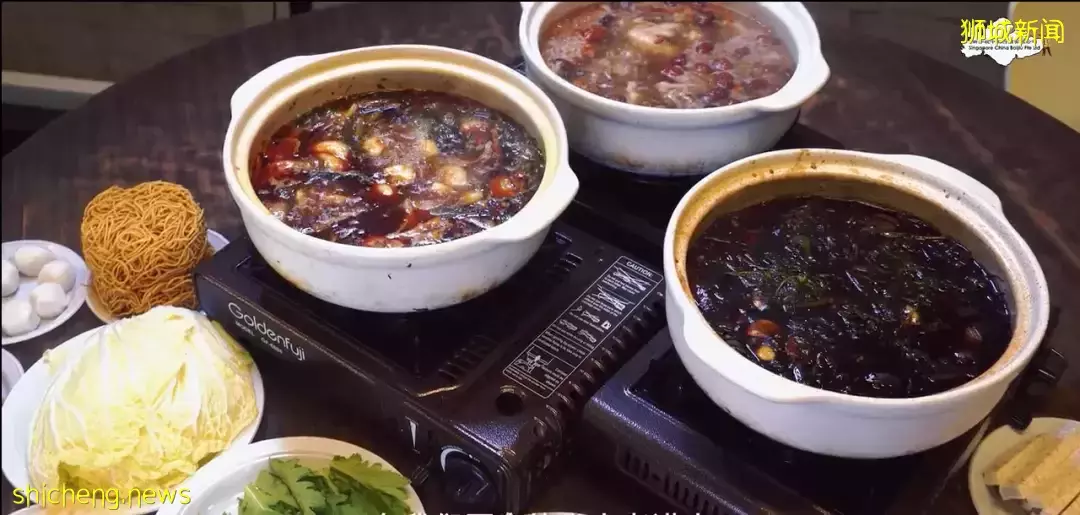 【食尚獅城】隱藏在食閣裏的平民美食“奇味雞煲”，人氣爆棚吃了一次就欲罷不能
