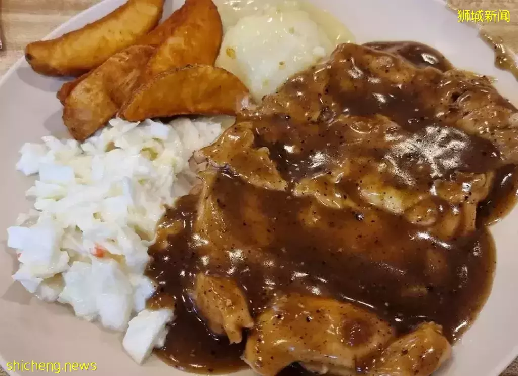 Waffletown终于重新开张!新店在NEWest,能够再次品尝到好吃的美式快餐啦🍔