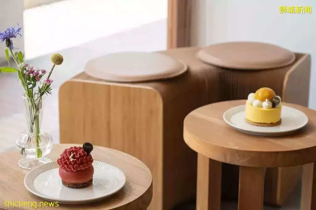 烘焙甜食店Kura搬迁新址,已经正式开张啦!同时加入新菜单~木质色调家具好舒适❤️