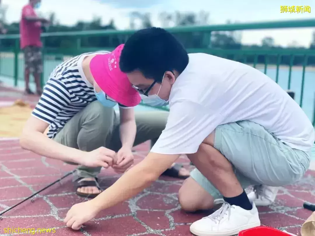 新加坡这个地方好神奇,新手钓鱼也能满载而归