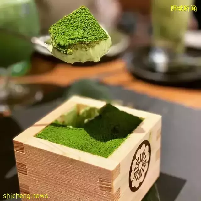 快来探新店!日本抹茶甜品Cafe Hachi来到新加坡了~🍵各式抹茶甜食及饮料,保证吸引你🤩