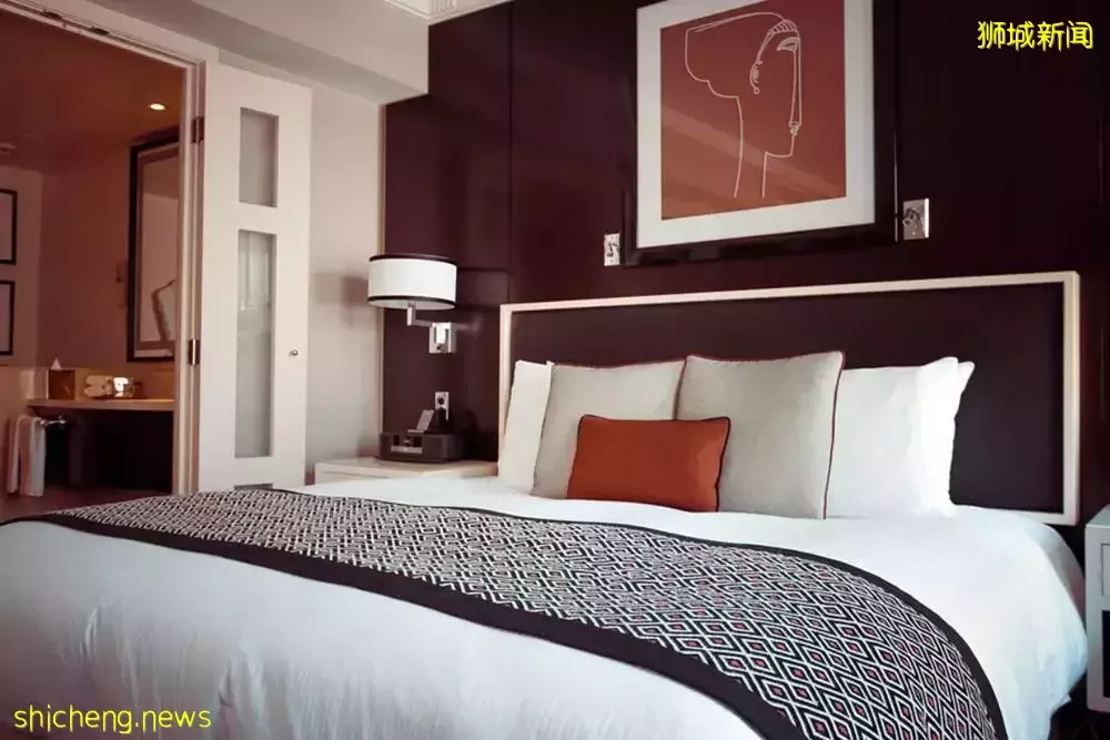 揭秘!人前光鲜靓丽的新航空姐、空少,收入到底怎么样